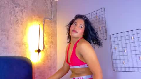 Isabella online show from October 26, 10:20 pm