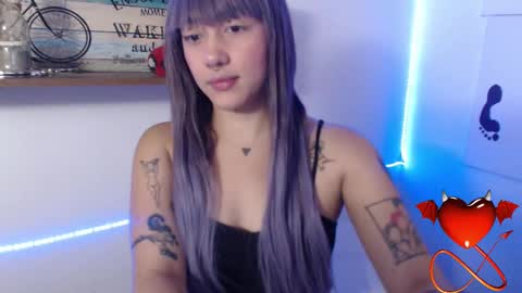 Snapshot of isabellakoff chatting on February 24, 12:05 pm Tati - online show from February 24, 12:05 pm