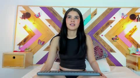 Isabella  online show from February 17, 3:00 pm