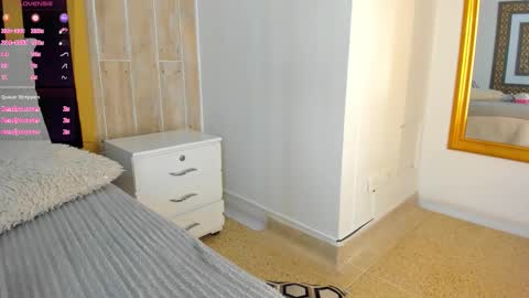    online show from December 22, 10:38 pm