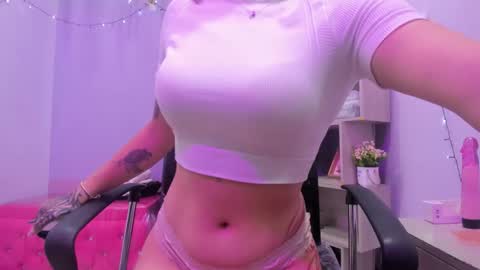 isebella online show from April 10, 12:43 pm