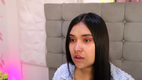   online show from January 12, 12:45 pm