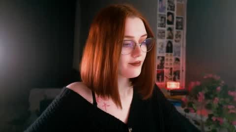 Madame Isabelle online show from February 17, 4:17 pm