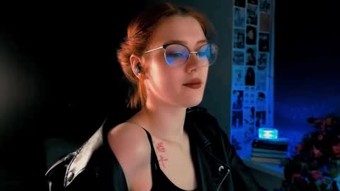 Madame Isabelle online show from February 27, 6:09 pm