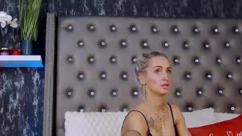 IsabelleEthan online show from March 9, 2:29 am