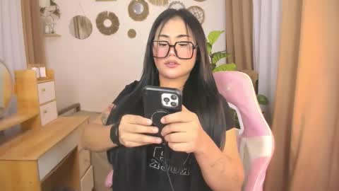 isabelliza princess online show from March 4, 7:33 pm