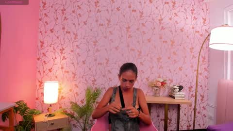 Isa collin online show from September 22, 3:10 am