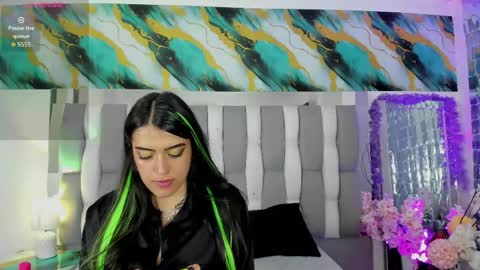 Isa online show from April 19, 12:17 pm