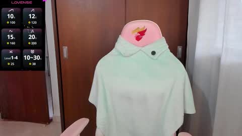 Isabela    online show from November 14, 1:02 pm