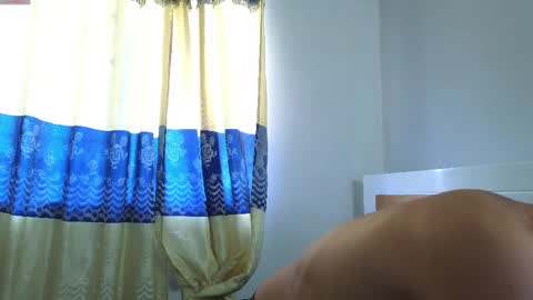 isais hunt online show from October 2, 11:31 am