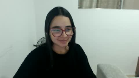 Emma online show from June 8, 2:01 am