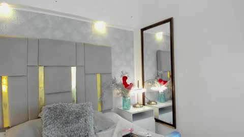 ISIS  online show from October 31, 11:27 pm