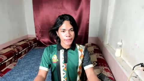 isla_flame_ online show from August 3, 12:44 pm
