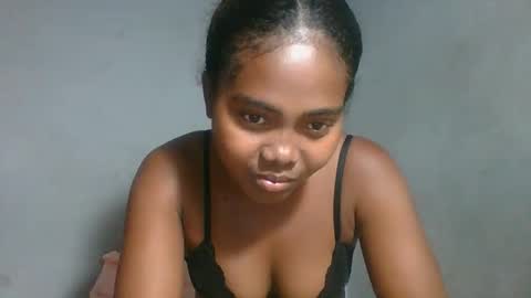 ismayrah online show from April 8, 6:22 pm