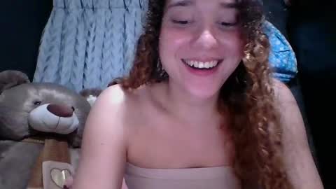 Snapshot of issa30213 chatting on September 30, 1:27 am Issa online show from September 30, 1:27 am