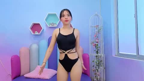 Issa Skinny online show from October 17, 12:09 pm