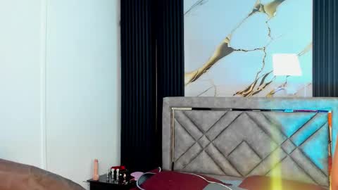 Issafoxx online show from September 24, 5:09 pm