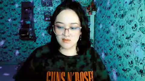 Yiz online show from July 4, 4:38 am