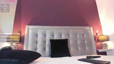 Isabelle online show from October 16, 12:27 pm