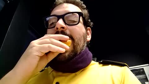 ItalianBigBoy93 online show from October 13, 6:59 am