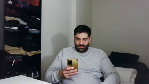 Snapshot of italianboybcn chatting on January 15, 8:30 am italianboybcn online show from January 15, 8:30 am