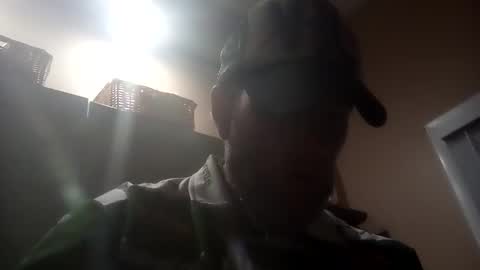 italianvic28 online show from September 21, 6:17 am