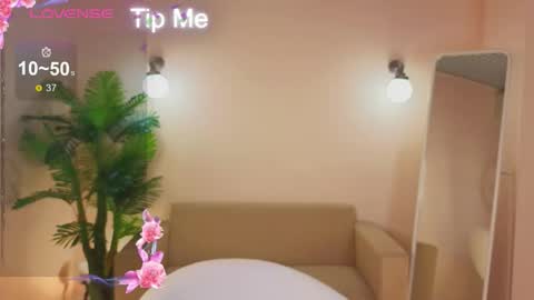 itsbellabonna online show from November 4, 9:43 am