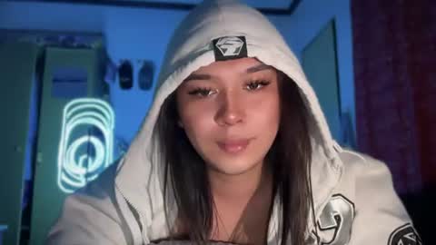 itsme_theone_xoxo online show from November 14, 9:49 pm