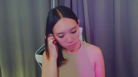 itsmehotqueen online show from November 28, 1:35 am