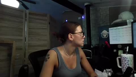 Snapshot of itsmesophie_x chatting on September 16, 3:26 pm ItsMeSophie X online show from September 16, 3:26 pm
