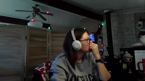 ItsMeSophie X online show from November 17, 6:21 pm