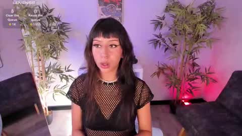 itsmroom online show from March 26, 1:49 pm