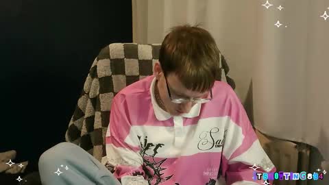    online show from February 27, 9:07 pm