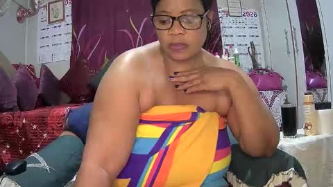 itumeleng74 online show from May 10, 6:14 pm