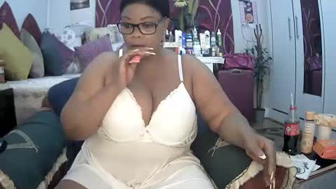 Snapshot of itumeleng74 chatting on February 8, 9:57 pm itumeleng74 online show from February 8, 9:57 pm