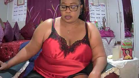 itumeleng74 online show from April 18, 5:15 pm