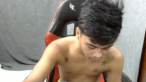 Jhonfred online show from April 13, 4:06 am