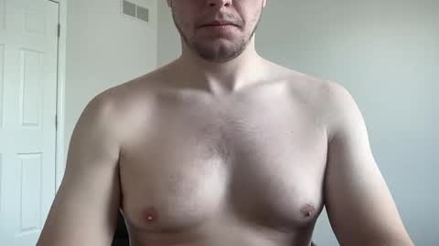 itznene online show from December 15, 6:04 pm