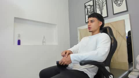 Ivo Beischel online show from October 16, 5:07 am