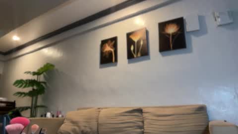 kirstenelsie online show from March 13, 2:37 am