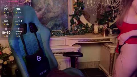 ivorywood_ online show from December 23, 11:05 am