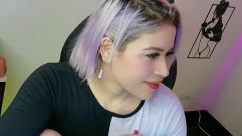 Diana Rojas  online show from April 16, 2:44 am