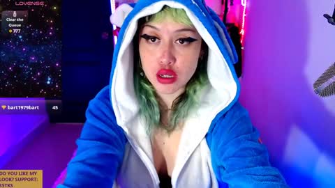 Snapshot of ivy_rosse chatting on January 29, 2:21 pm You can find more of me here online show from January 29, 2:21 pm