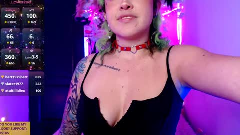 Snapshot of ivy_rosse chatting on December 5, 7:00 pm You can find more of me here online show from December 5, 7:00 pm