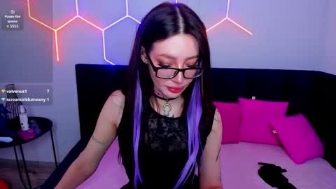 Ivy online show from March 21, 2:17 am