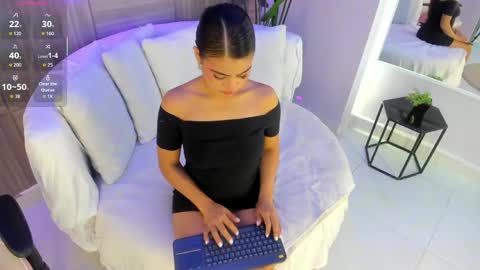 ivyellis online show from June 1, 10:16 am