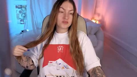 IVY - Follow me 3 online show from November 9, 3:15 pm