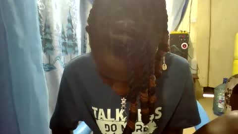 ivyk_ online show from March 19, 11:04 am