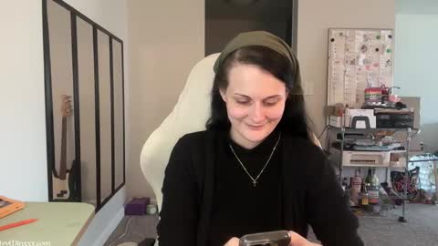 Ivy Minxxx online show from February 2, 7:10 pm