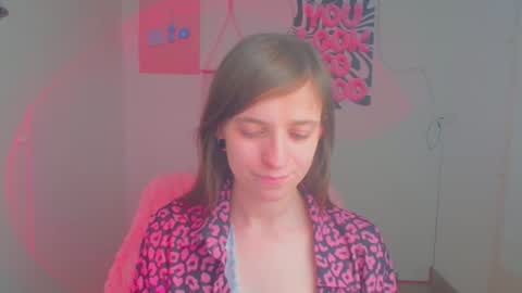 Ivy online show from April 18, 12:18 pm